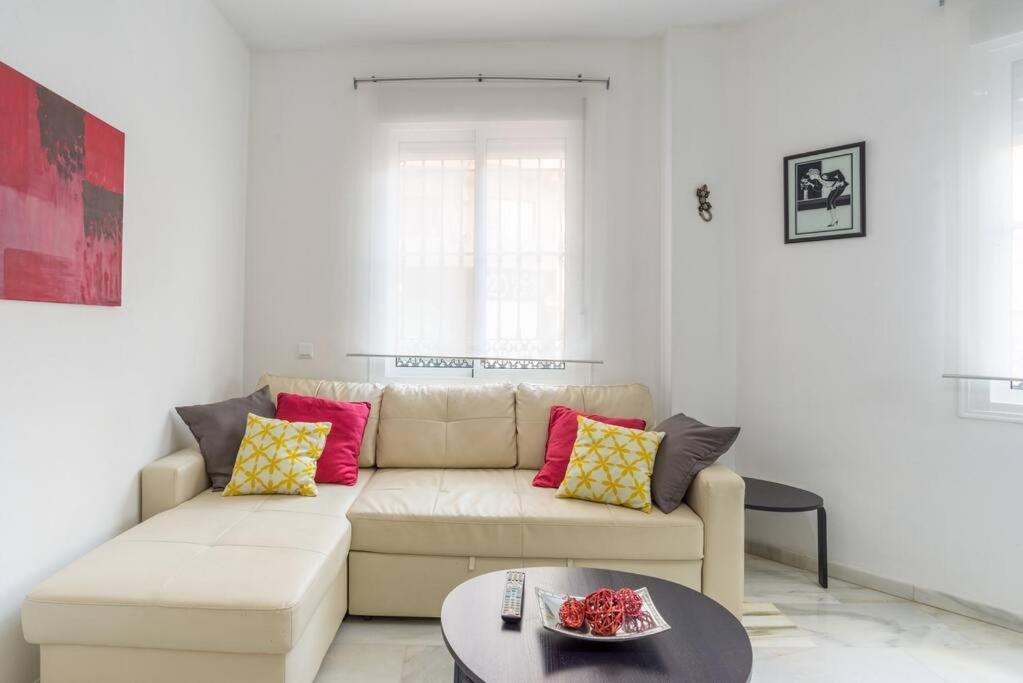 Bright, Quiet And Nice Ground Floor In The Center Malaga Exterior photo