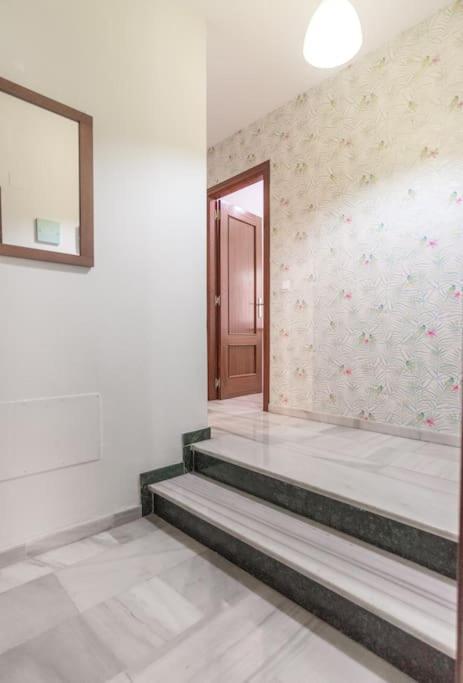 Bright, Quiet And Nice Ground Floor In The Center Malaga Exterior photo